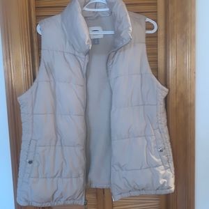 Old Navy Puffer Vest